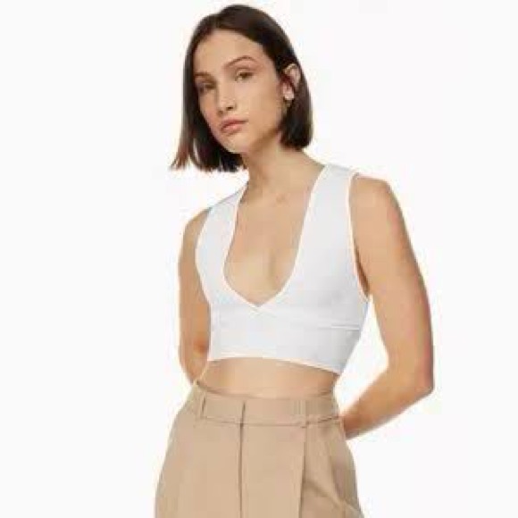 Aritzia Babaton Sculpt Knit Top - V-Neck - White - Size M